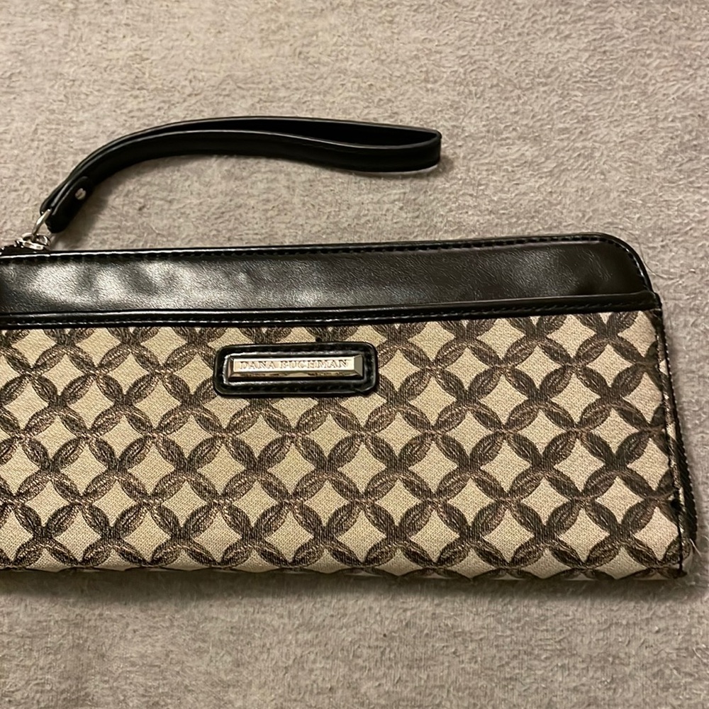 Dana Buckman Wallet